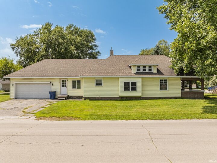 Property Photo: 724 E 29th Street IN 46953