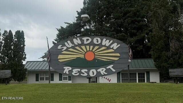 Property Photo: 8450 State Hwy 73 TN 37882