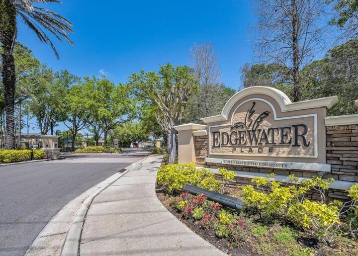 Property Photo:  8013 Sutton Terrace Lane  FL 33615 