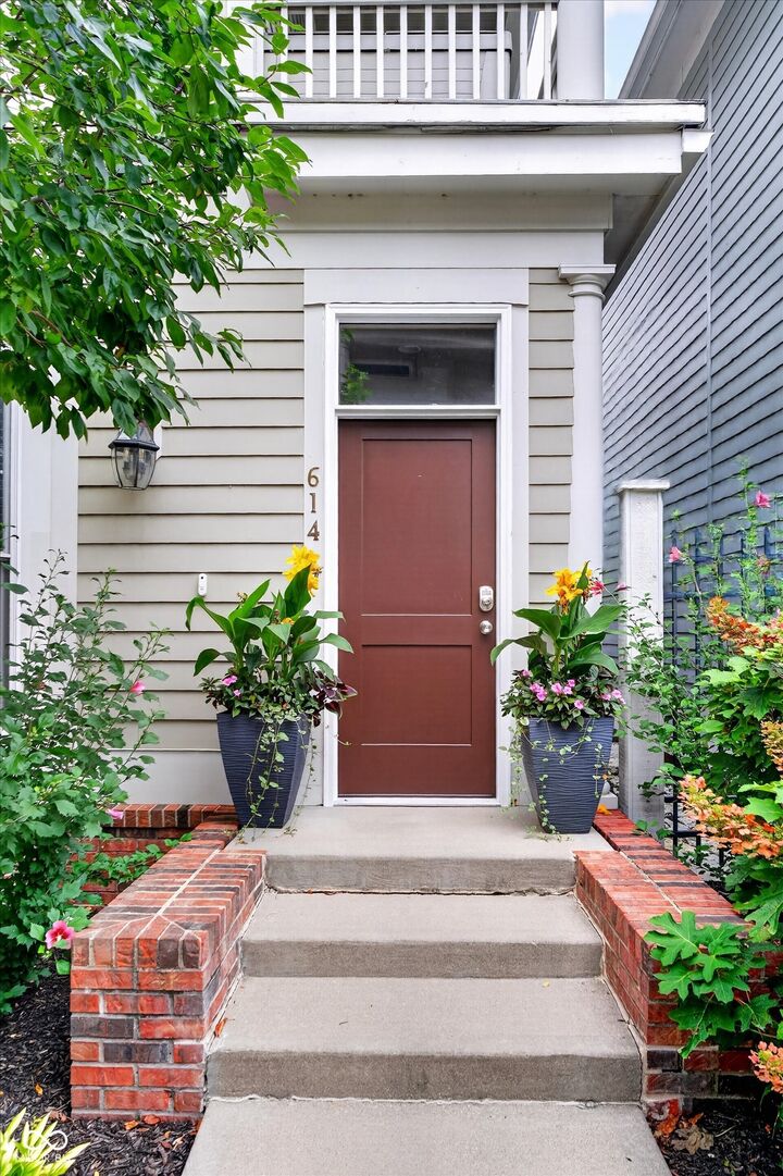 Property Photo: 614 N Senate Avenue IN 46202