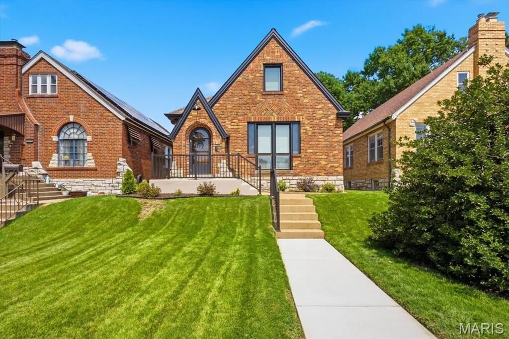 Property Photo: 5319 Loughborough Avenue MO 63109