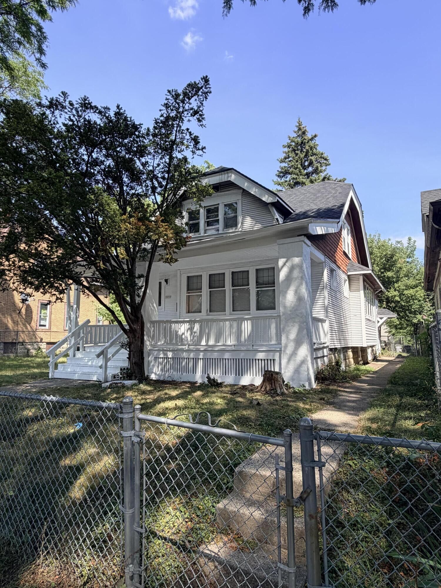 Property Photo:  3050 N 24th Pl  WI 53206 