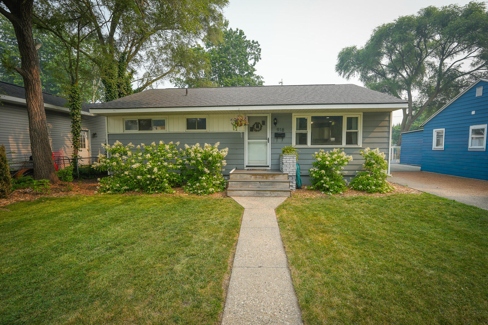 Property Photo: 918 Post Road MI 49441