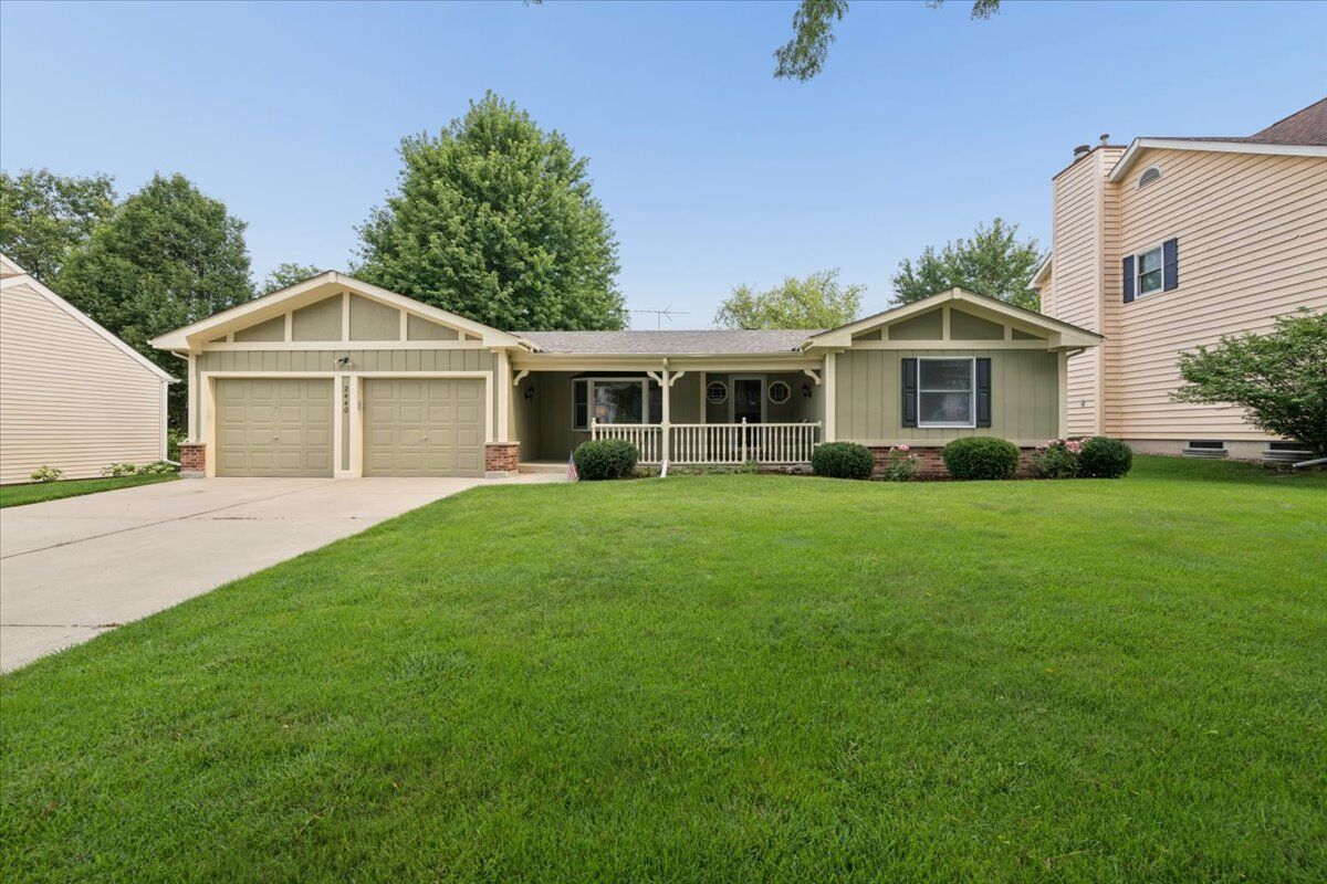 Property Photo:  2440 Harbor Court  IL 60504 