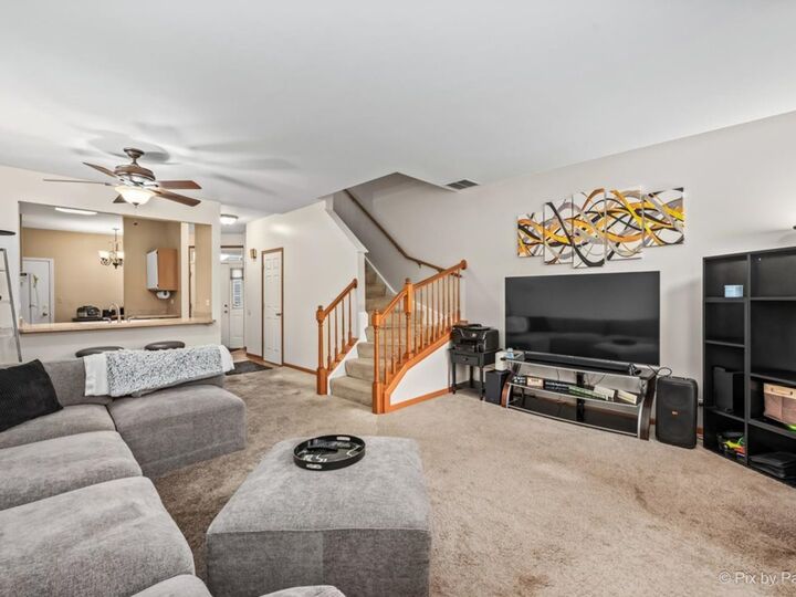 Property Photo:  2259 Lake Ridge Drive  IL 60139 