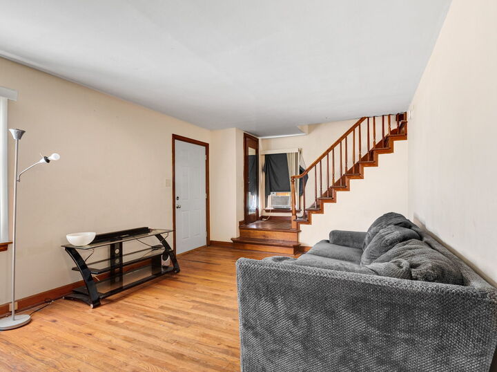 Property Photo:  895 N 5th Avenue  IL 60901 