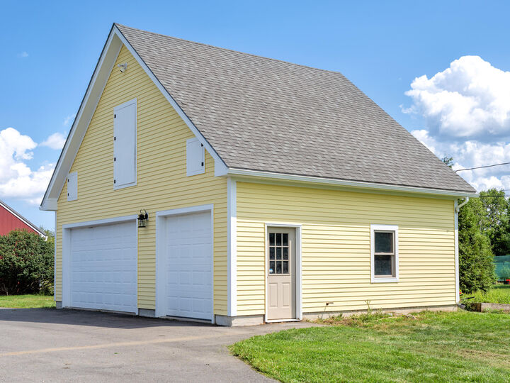 Property Photo:  64 Cole Road  ME 04862 