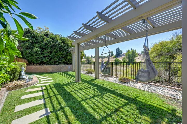 Property Photo: 1660 Iroquois Road CA 95765