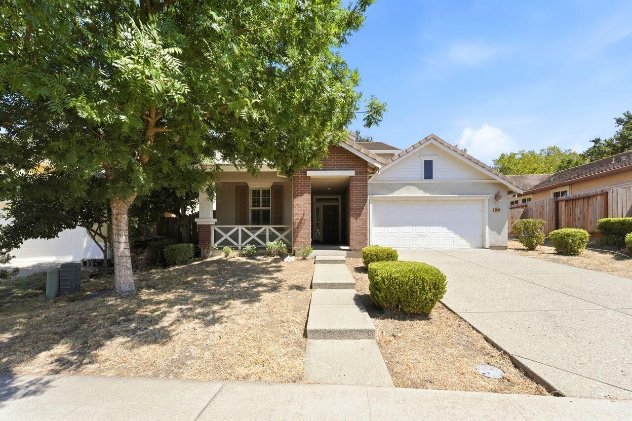 Property Photo:  6404 Sol Way  CA 95621 