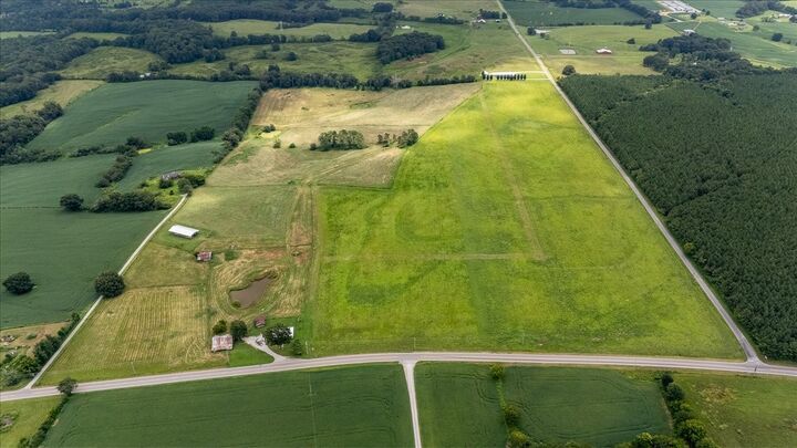 Property Photo:  0 Rabbit Trail Rd  TN 38468 