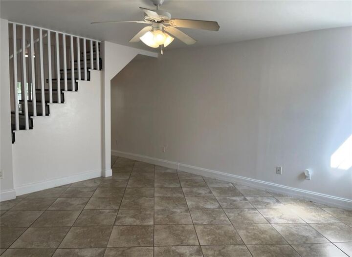 Property Photo:  4854 Pontchartrain Drive 10  LA 70458 
