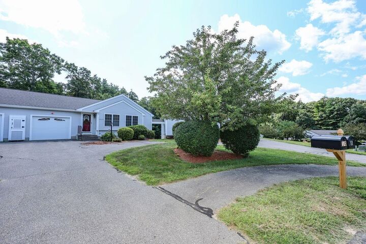 Property Photo: 8 Rainbow Drive NH 03053