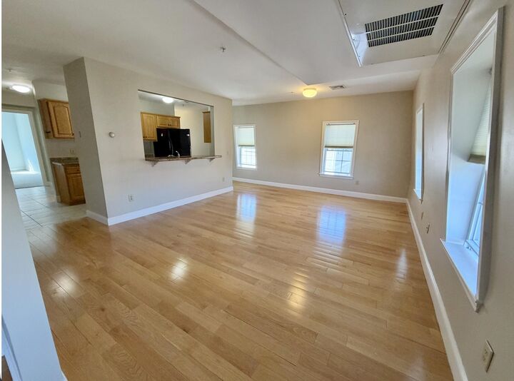 Property Photo: 282 Central Avenue NH 03820