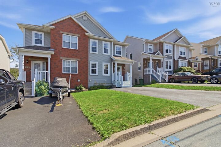Property Photo: 30 Outrigger Crescent NS B3M 4V8