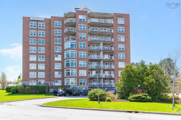 802 99 Waterfront Drive — photo 1