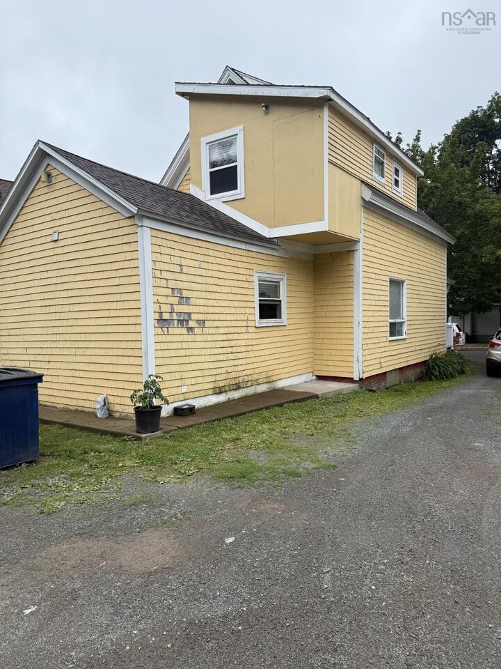 Property Photo: 34 Hawthorne Street NS B2G 1A3