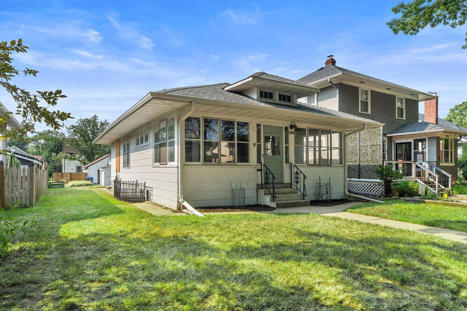 Property Photo:  1980 Stanford Avenue  MN 55105 