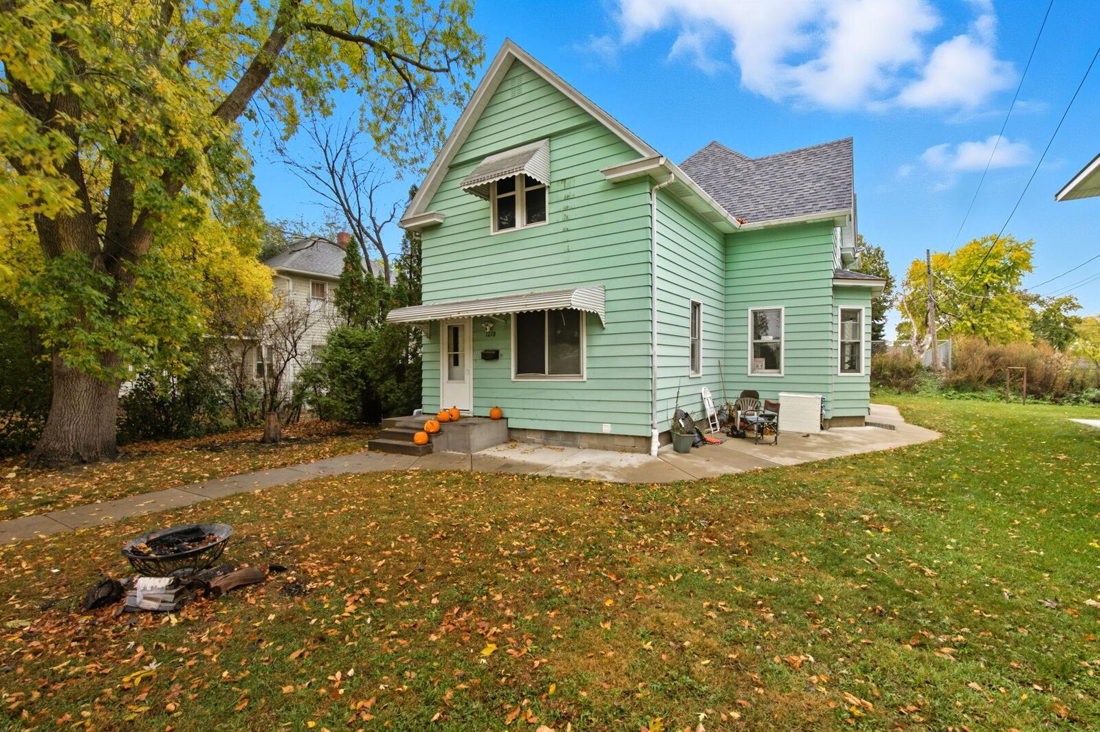 Property Photo: 1210 6th Avenue S MN 56301