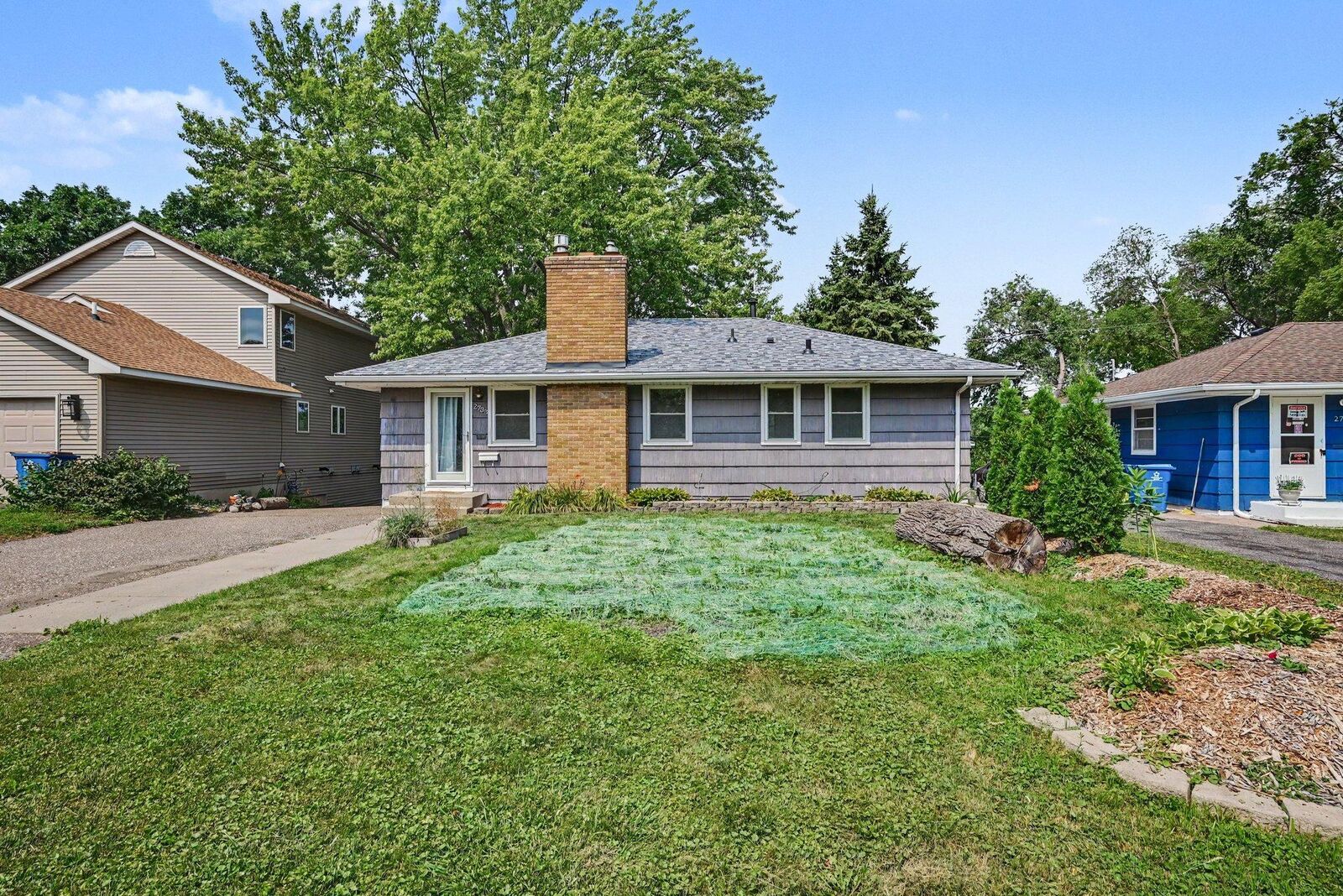 Property Photo:  2733 Parkview Boulevard  MN 55422 