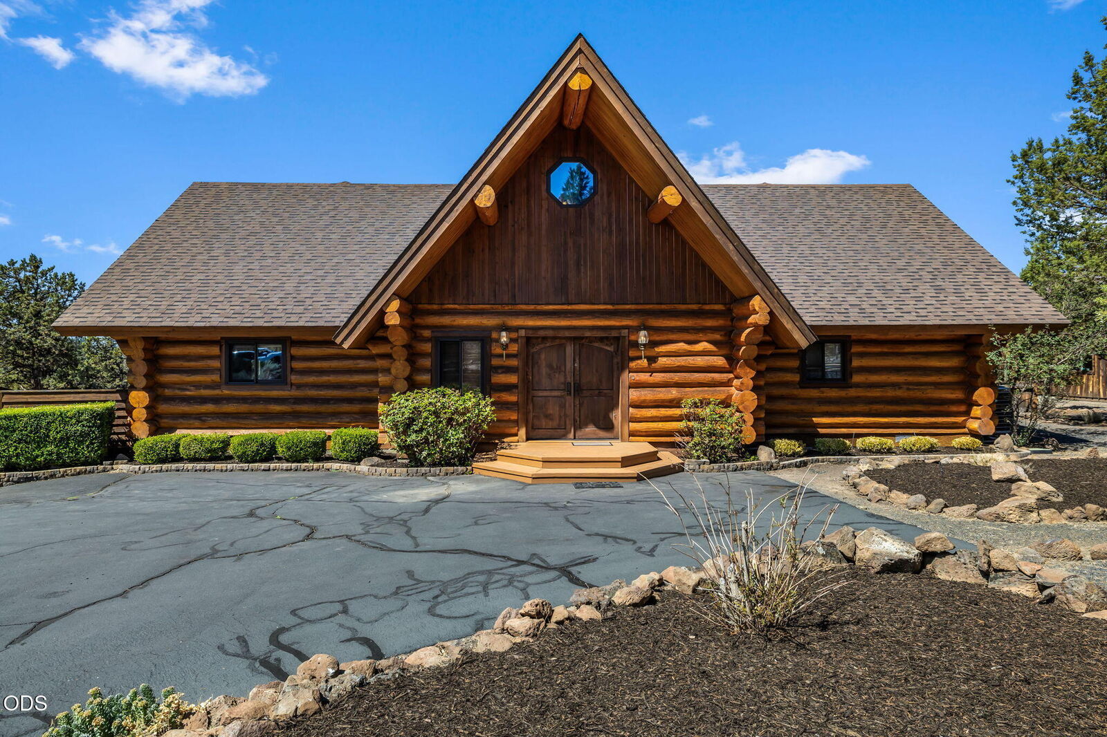 Property Photo:  65155 Smokey Ridge Road  OR 97703 
