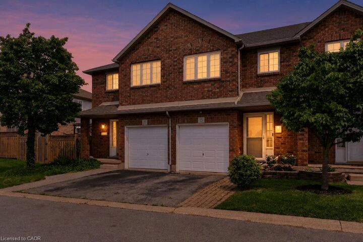 Property Photo: 1860 Upper Gage Avenue 15 ON L8W 3Y6