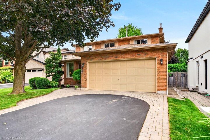 Property Photo: 1152 Lockhart Road ON L7S 1G9