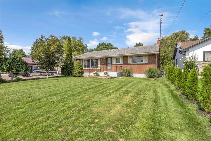 Property Photo: 55 Young Street ON N4G 3H6
