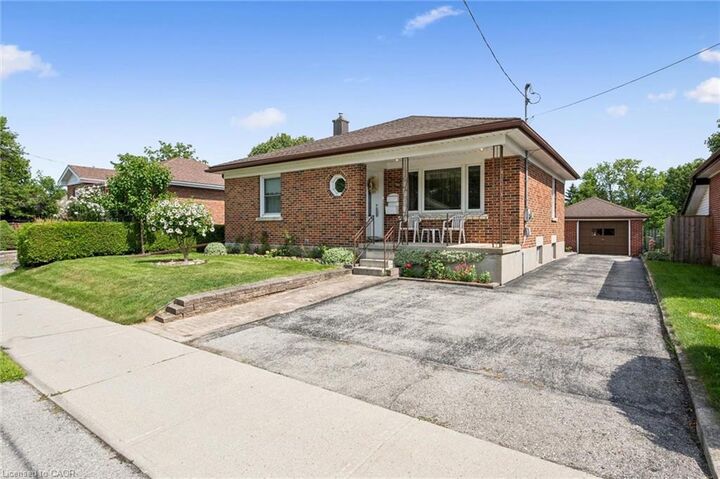 Property Photo: 133 Emma Street ON N1E 1V2