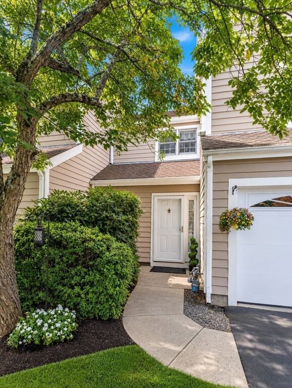 Property Photo:  34 Merganser Way 34  MA 02081 