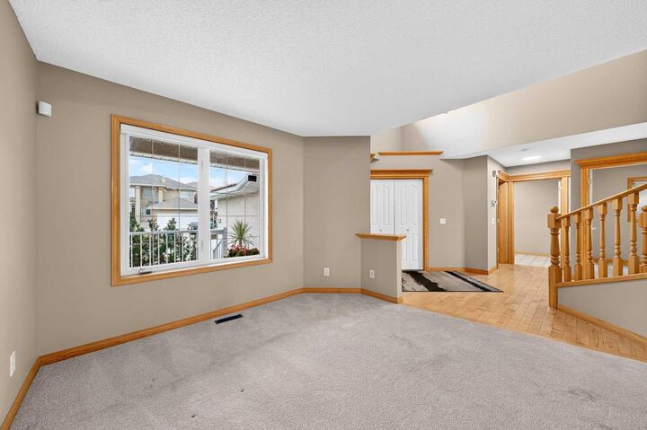 Property Photo:  78 Hampstead View NW  AB T3A 6G6 