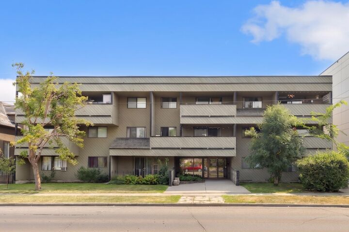 1513 26 Avenue SW 302 — photo 1