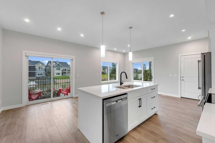 284 Canals Crossing SW — photo 1