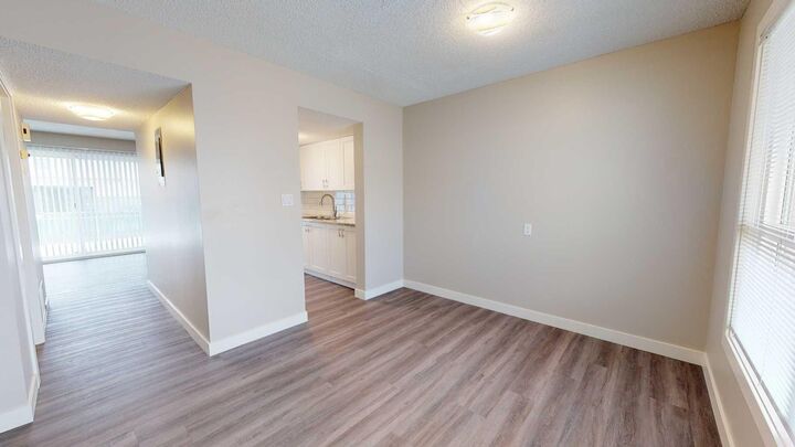 Property Photo:  9501 72 Avenue 140  AB T8V 6A1 