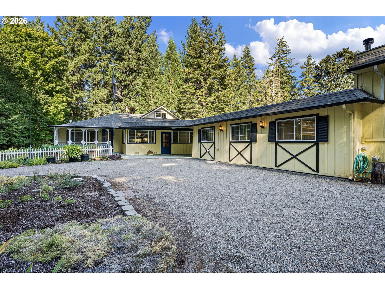 Property Photo: 31034 Gowdyville Rd OR 97424