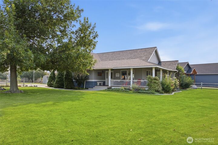 Property Photo:  7203  Dahl  NE  WA 98837 