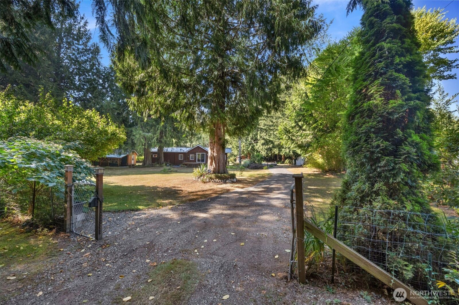 Property Photo:  6405  Happy Hollow Road  WA 98292 