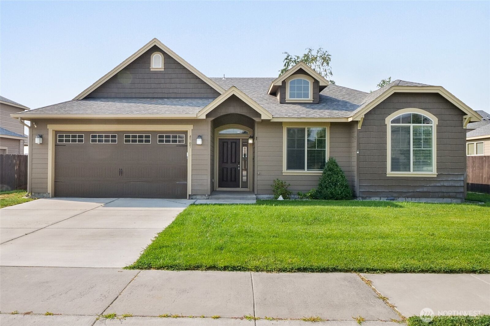 Property Photo:  4707 W Warbler Street  WA 98837 