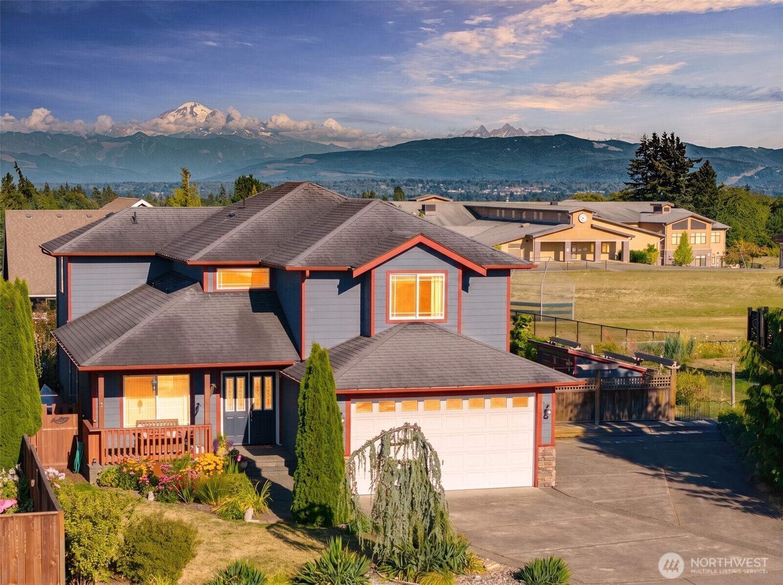 Property Photo:  6204  Pacific Heights Drive  WA 98248 