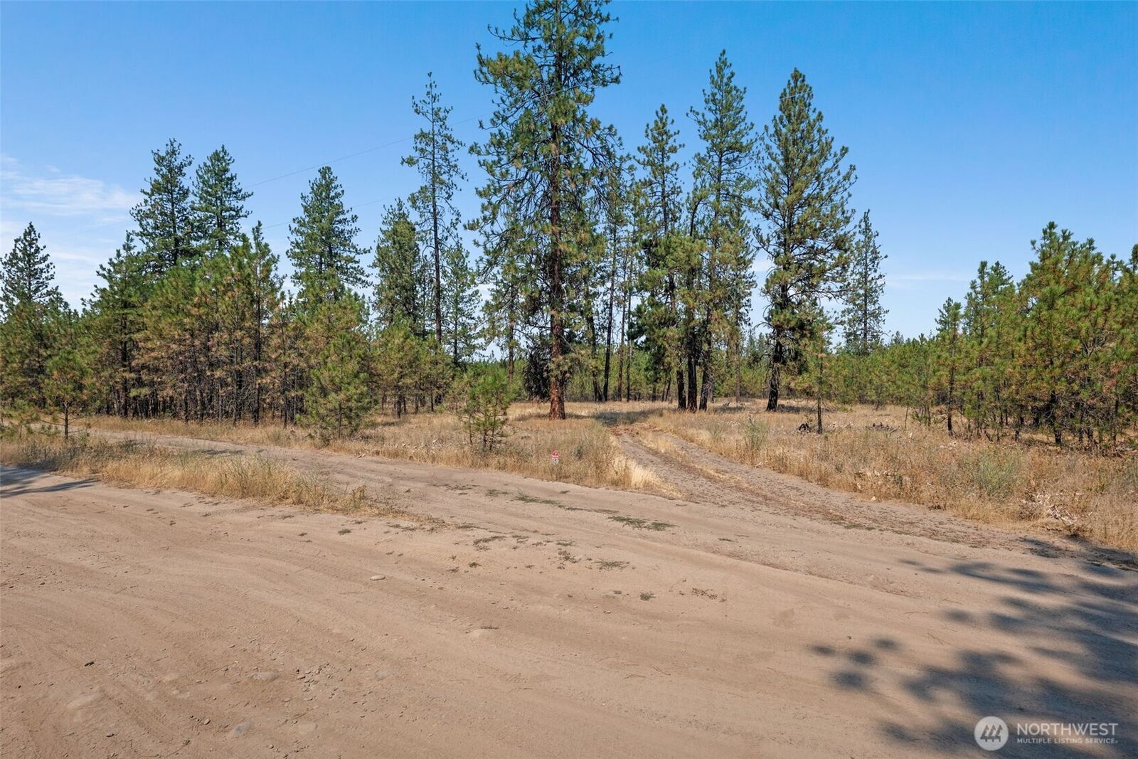 Property Photo: 7540 Kimberly Dr Way WA 99013