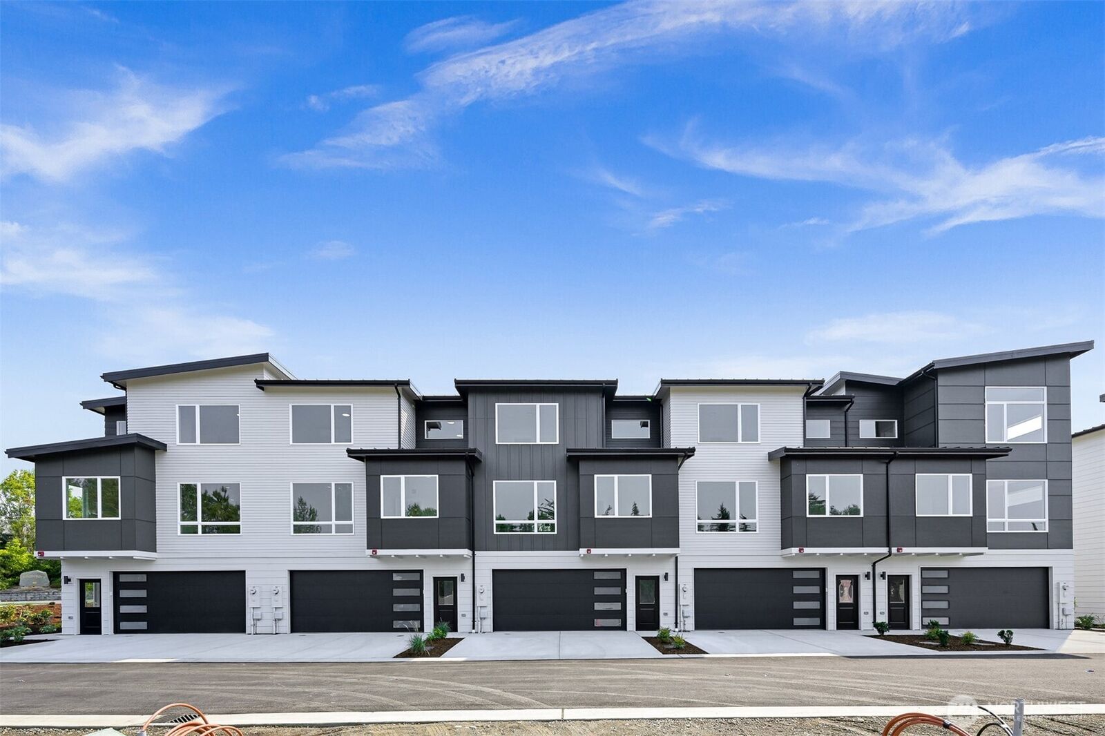 Property Photo:  219  Prince Avenue 101  WA 98226 