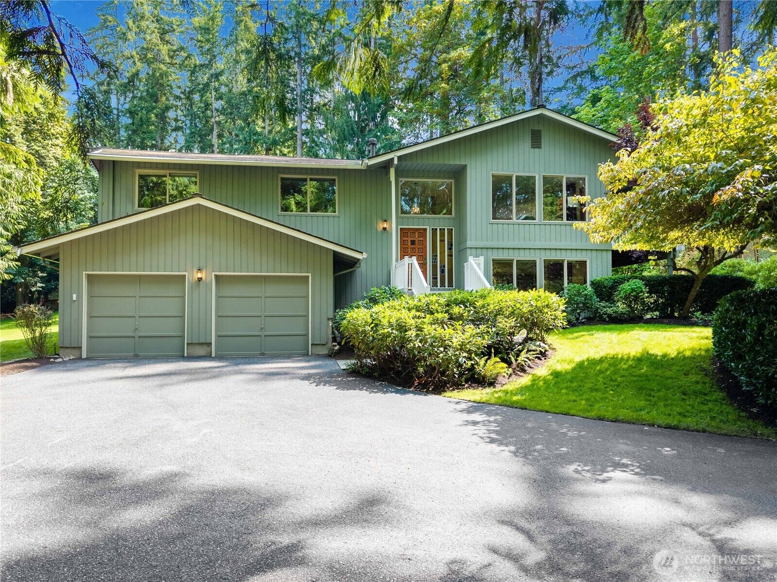 Property Photo: 21415 SE 16th Place WA 98075