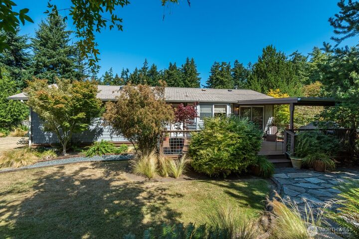 Property Photo:  1607 NE Parker Road  WA 98239 