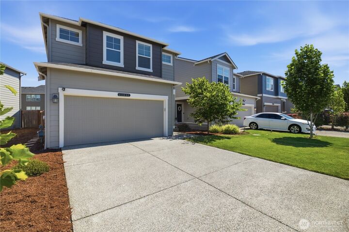 Property Photo:  11032  188th Street E  WA 98374 