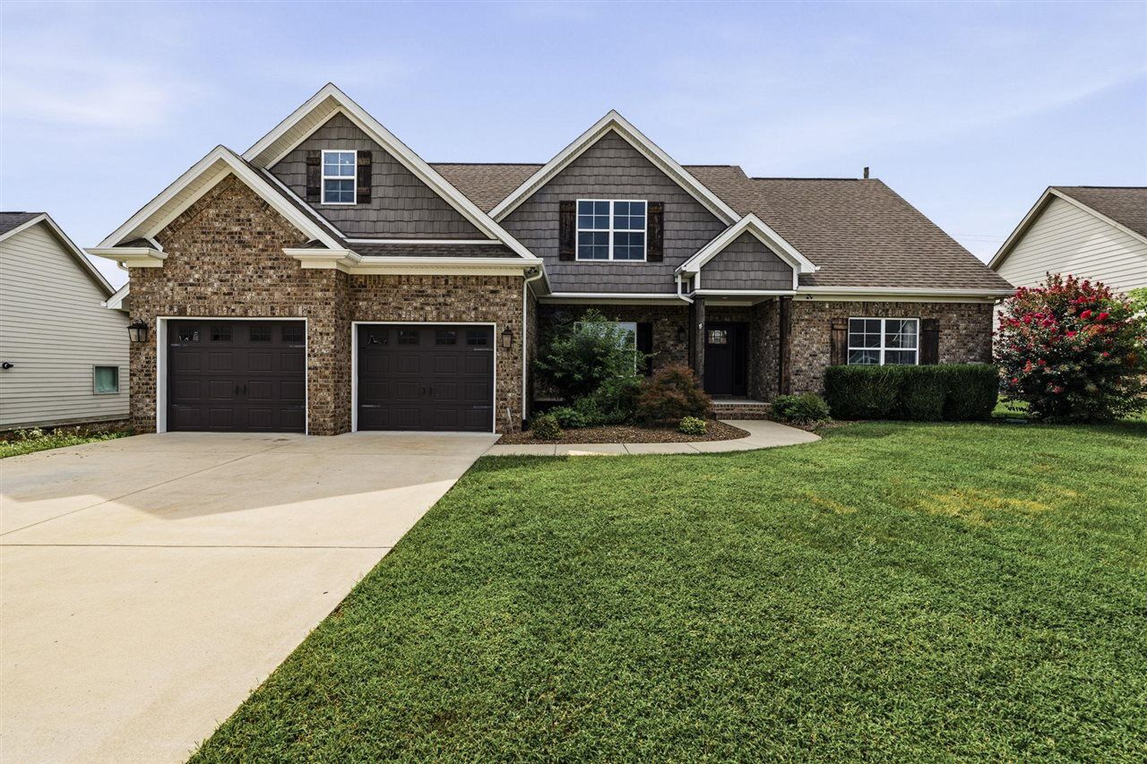 Property Photo:  221 Chelsa Court  KY 42101 