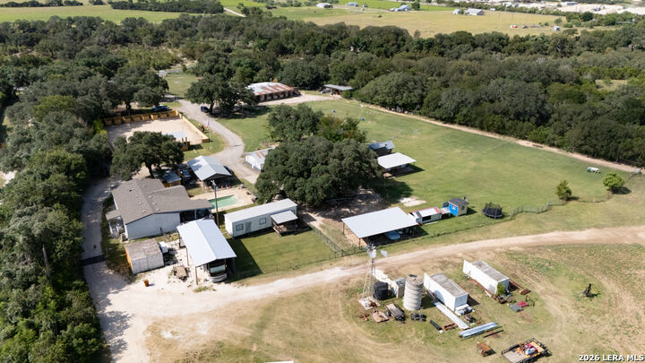 Property Photo: 285 Obst Rd TX 78163
