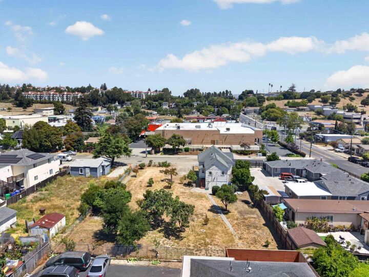 Property Photo:  21463 Locust Street  CA 94541 