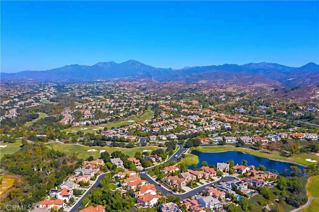 Property Photo:  27 Running Brook  CA 92679 