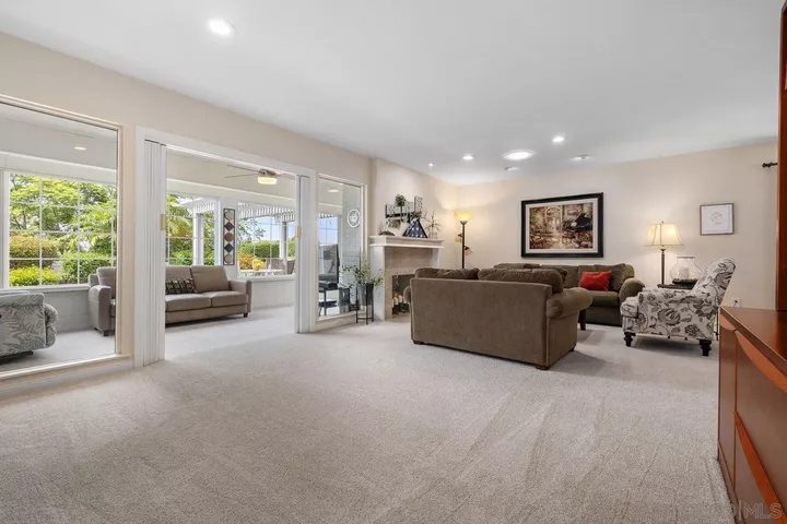 Property Photo: 16616 San Salvador CA 92128