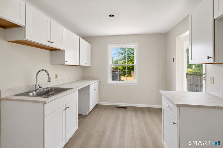Property Photo: 34 Ebert Drive 60 CT 06010