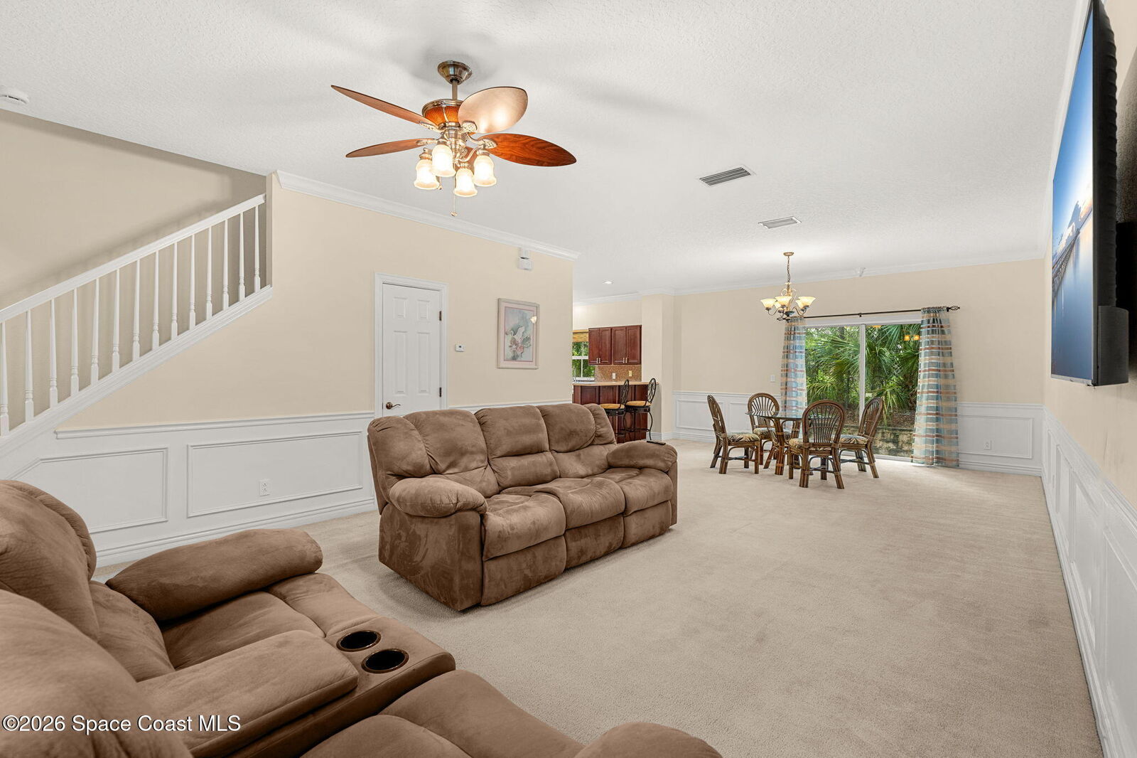 Property Photo: 622 Cedar Side Circle NE FL 32905